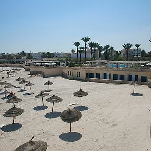 Hotel Les Palmiers Monastir Exterior photo