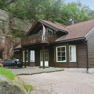 Gorgeous Home In Lindesnes With House Sea View Jåsund Exterior photo