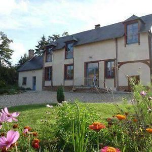 Bed and Breakfast Le Moulin Aux Moines Croissy-sur-Celle Exterior photo