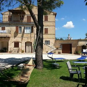 Villa Agriturismo Galanti Cossignano Exterior photo