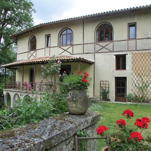 Bed and Breakfast Moulin De La Grave Jonzac Exterior photo