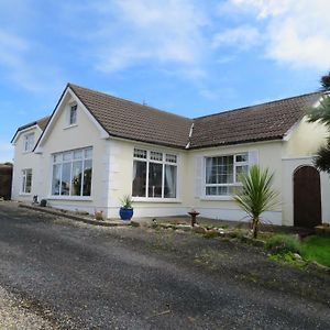 Lake View Apartment Belmullet Exterior photo