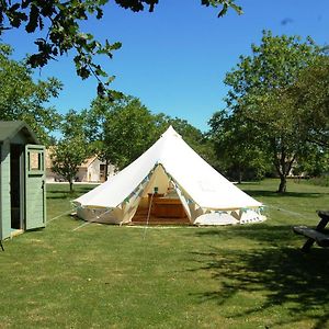 Hotel Camping La Foret De Tesse Exterior photo