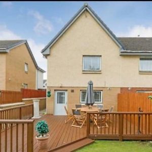 Villa Silverburn New House With Free Parking And Nice Garden Glasgow Exterior photo