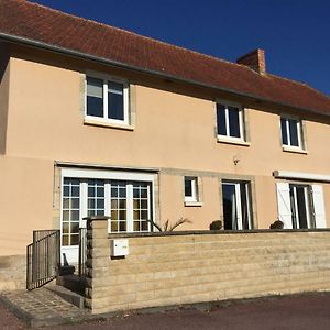 Villa Meuble 3 Etoiles, Proche Plages Debarquement Dans Les Marais Du Cotentin A Carentan Exterior photo