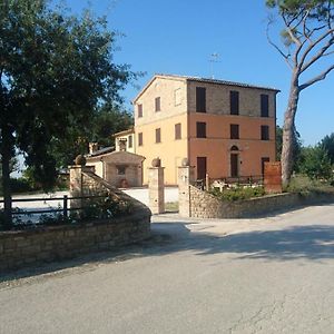 Villa Agriturismo "Le Piagge" Castelplanio Exterior photo