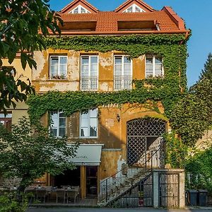 Boutique Hotel Carpe Diem Prešov Exterior photo