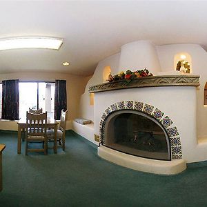 Comfort Suites Taos Exterior photo