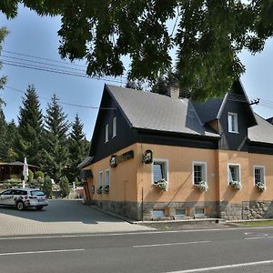 Hotel Tradice  Pernink Exterior photo