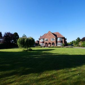 Bed and Breakfast Westergate House York Exterior photo