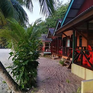 Rainbow Tioman Cottage Kampong Juara Exterior photo