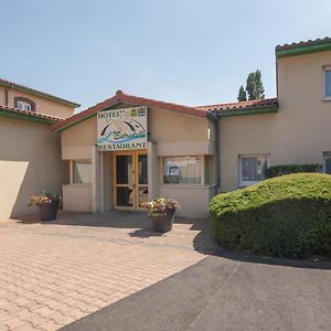 Hotel Logis L'Estredelle Clermont-Ferrand Exterior photo