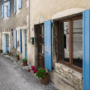 Villa Les Hirondelles Pont-de-Barret Exterior photo