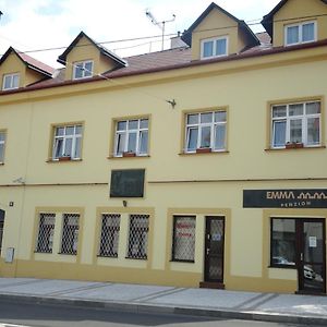 Hotel Emma Penzion Prag Exterior photo