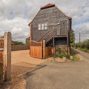 Villa The Oast Maidstone Exterior photo