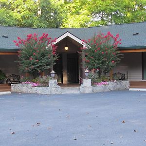 Hotel Halesford Harbour Moneta Exterior photo