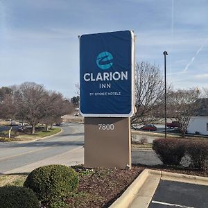 Hotel Clarion Pointe Greensboro Airport Exterior photo