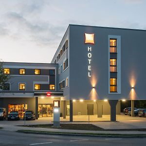 Hotel Ibis Muenchen Airport Sued Hallbergmoos Exterior photo