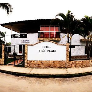 Hotel Nics Place Bocas del Toro Exterior photo