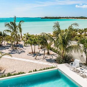 Sulmare At Taylor Bay Luxury Villas Providenciales Exterior photo