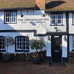 Oyo The Greyhound Inn Gerrards Cross Exterior photo