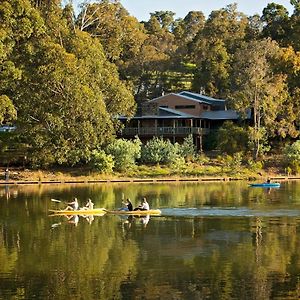 Hotel Evedon Lakeside Retreat Burekup Exterior photo