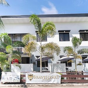 Hotel OYO 548 Braveheart Residency Davao Stadt Exterior photo