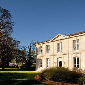 Bed and Breakfast Chateau Ormes De Pez Saint-Estèphe Exterior photo