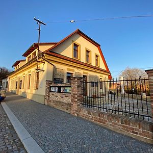 Hotel Penzion Lacasa Vysoké Mýto Exterior photo