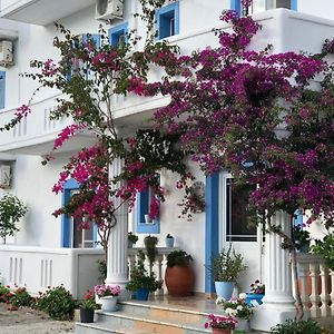 Hotel Romantika Shëngjin Exterior photo