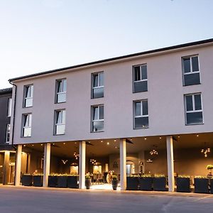 Hotel Leonardo Slovenska Bistrica Exterior photo